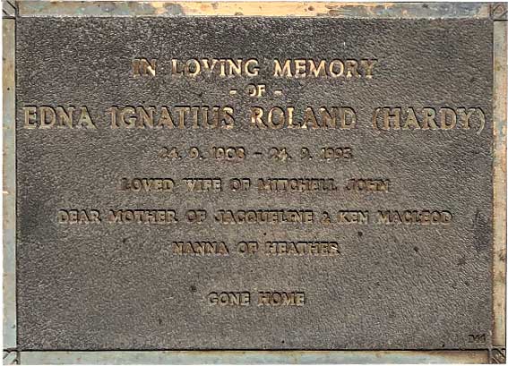 Edna Ignatius Roland
